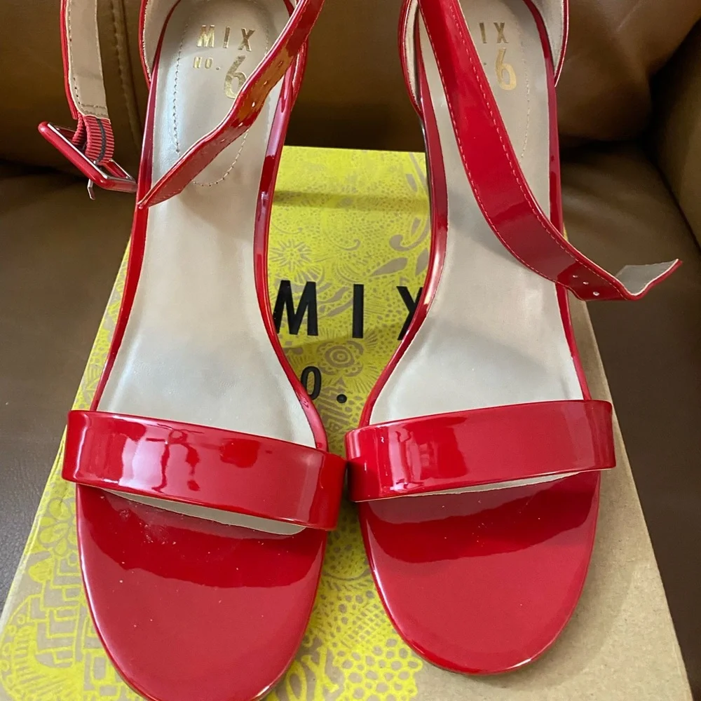 Mix No. 6 Red Patent Leather Heels Size 10